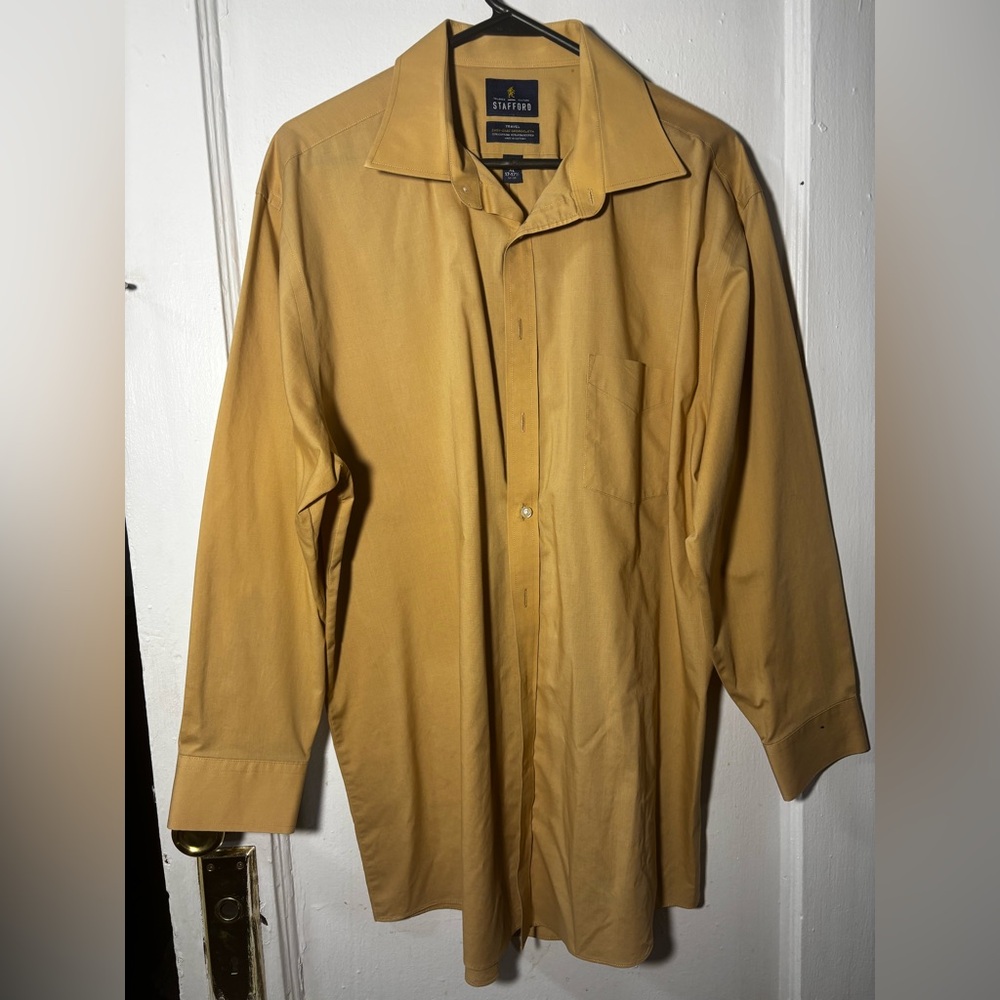 Stafford Men’s Long Sleeve Button Up